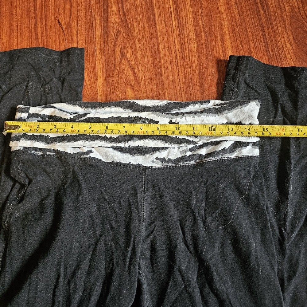 Express Yoga Pants, Small - Picture 3 of 5